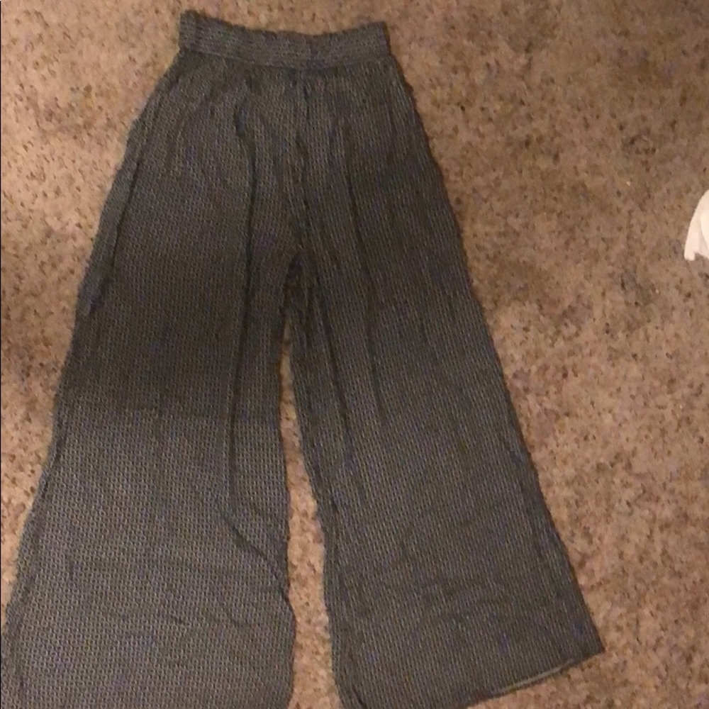 Brandy Melville high waisted, loose fitting pants
